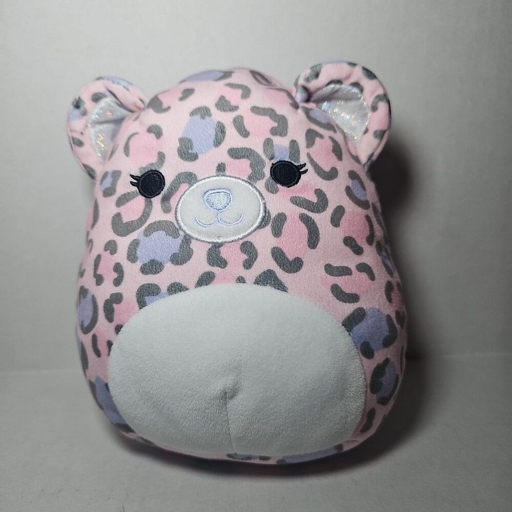 Squishmallows Dallas Pink Leopard 8” Soft Plush Stuffed Animal MINT CONDITION
